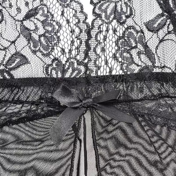 Plunge Neckline Maxi Lace w/ Matching Thong NWT - Picture 8 of 9